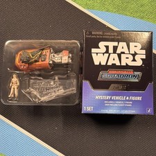 Star Wars Micro Galaxy Squadron Rey with Rey's Speeder series 10