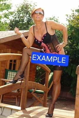 Schöne reife Oma Frauen Model Erotik Strümpfe Dessous Akt 8x6 Foto