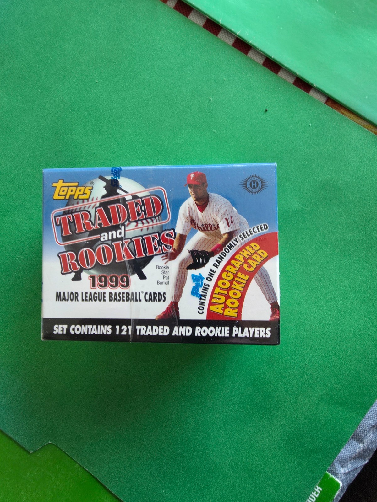 DAVE ROBERTS RC -  1999 Topps Traded Sealed Set.