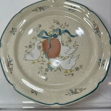 International China Marmalade pattern stoneware dinner plate 10.5”