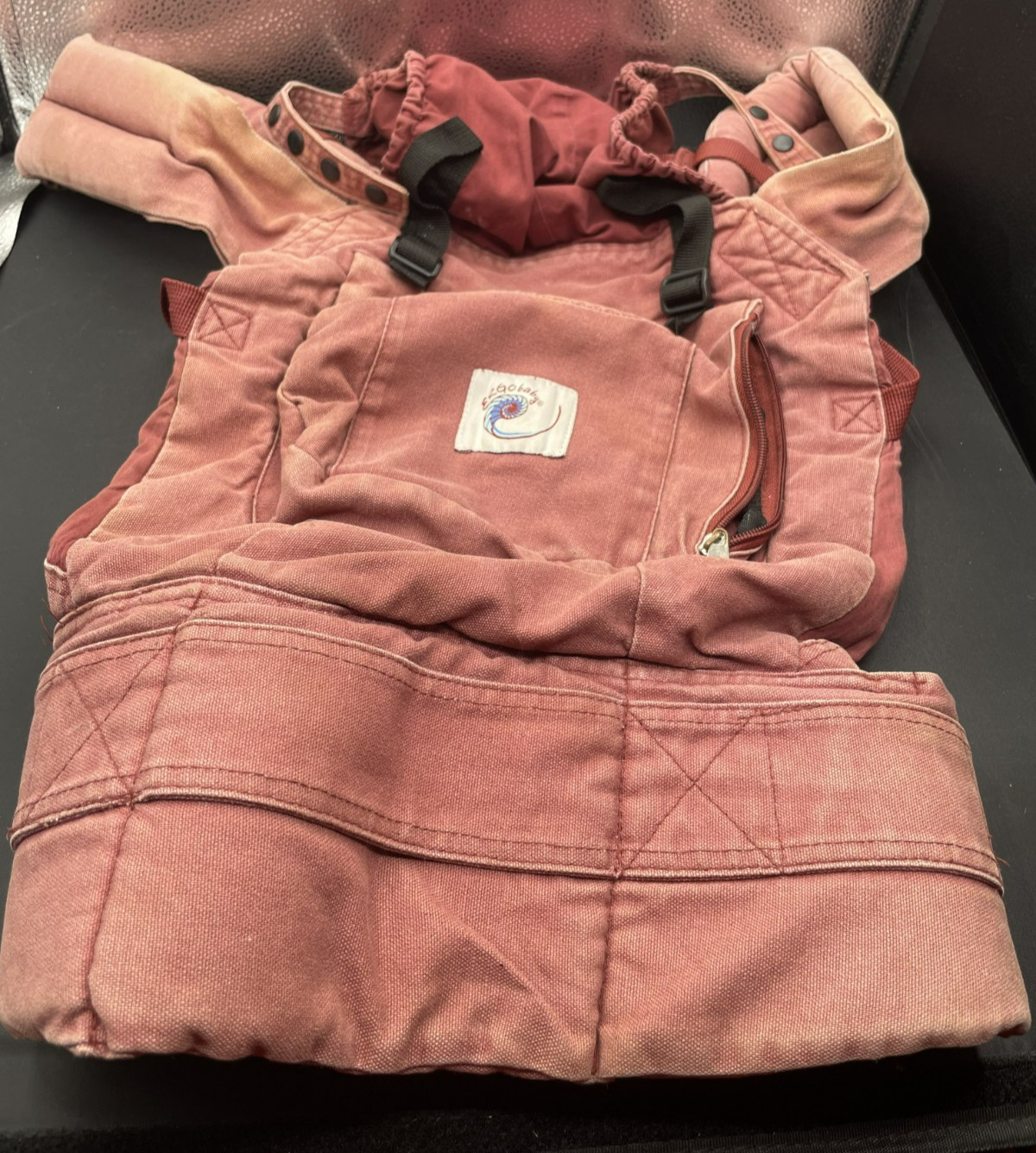 Ergobaby Original Baby Carrier Red Canvas Front Back Hip Erg