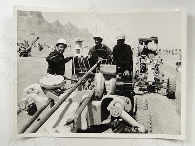 Traktor Fahrstunden Isfahan Zentrum Eisen Stahlwerk Persien 1971 Vintage Foto