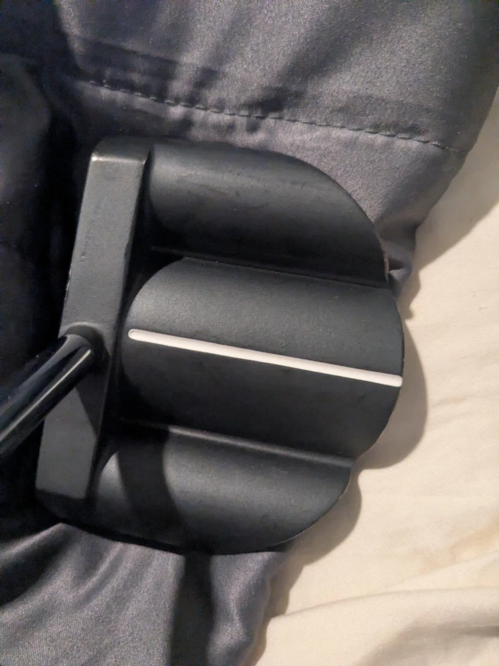 Good right Heavy Putter D1-M. mid weight. 32 length - Image 4 of 4