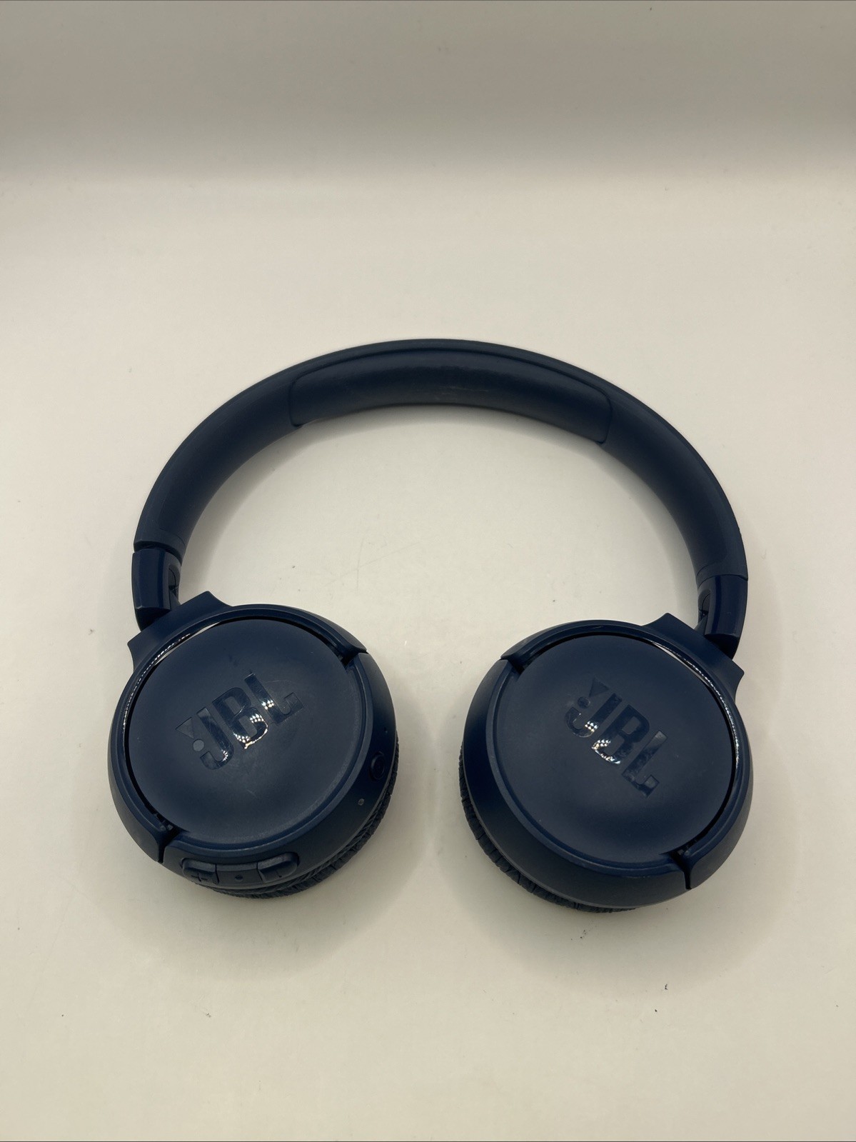 JBL Tune 520BT Wireless On-Ear Headphones BLUE