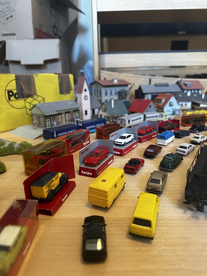 XXL Trix Express Sammlung Weihnachtsangebot Loks, Züge, Gleise, Häuser, Autos! - Bild 4 von 4