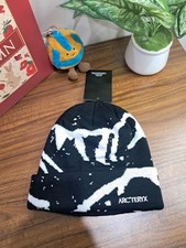 Arcteryx Grotto Toque Beanie Black Merino Wool Winter Hat Unisex Warm - Knit Cap