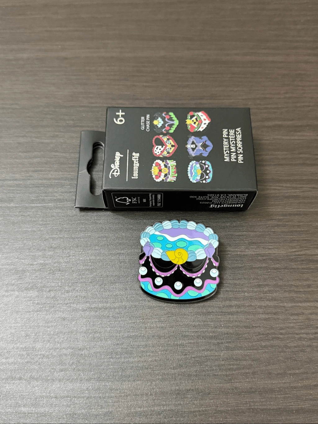 Loungefly Disney Villain Vintage Cake Blind Box Enamel Pin - Ursula