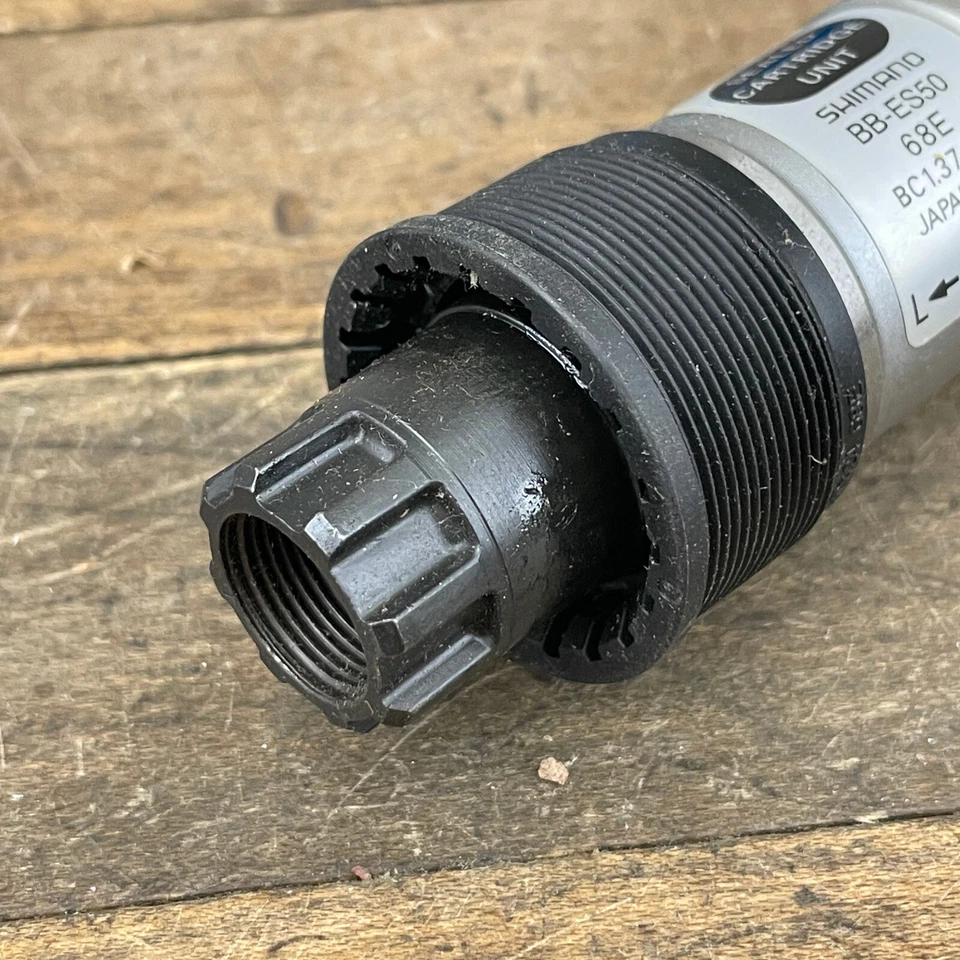 Vintage Shimano Octalink V2 Bottom Bracket BB-ES50 BB-ES51 113 mm 68 mm 1.37 24t - Image 4 of 4