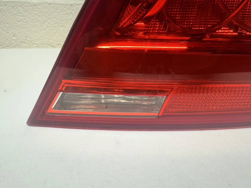Audi A7 Quattro 2012-2015 cuarto de cuarto montado en panel luz trasera pasajero derecho OEM Foto 3 de 4