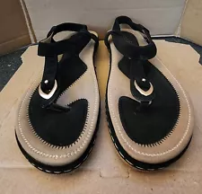 Socofy Women's Slip On Black & Tan Sandals SKU674097 Size 40?