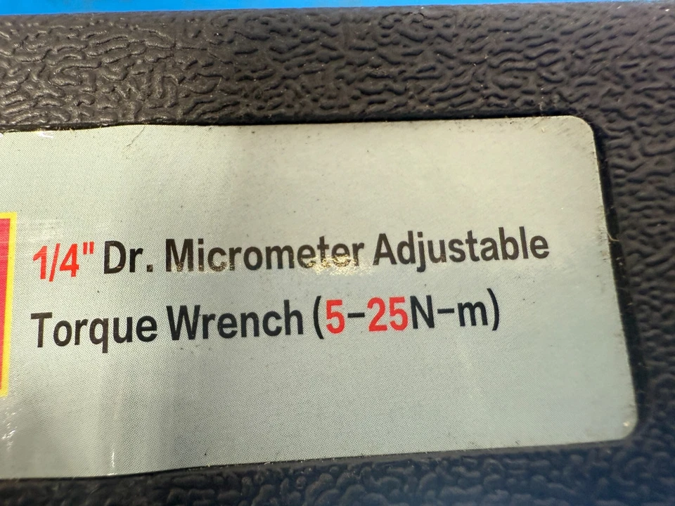 Dr. Micrómetro 1/4" Drive Click Torque Wrench Trinquete 5 - 25nm Ajustable Foto 4 de 4