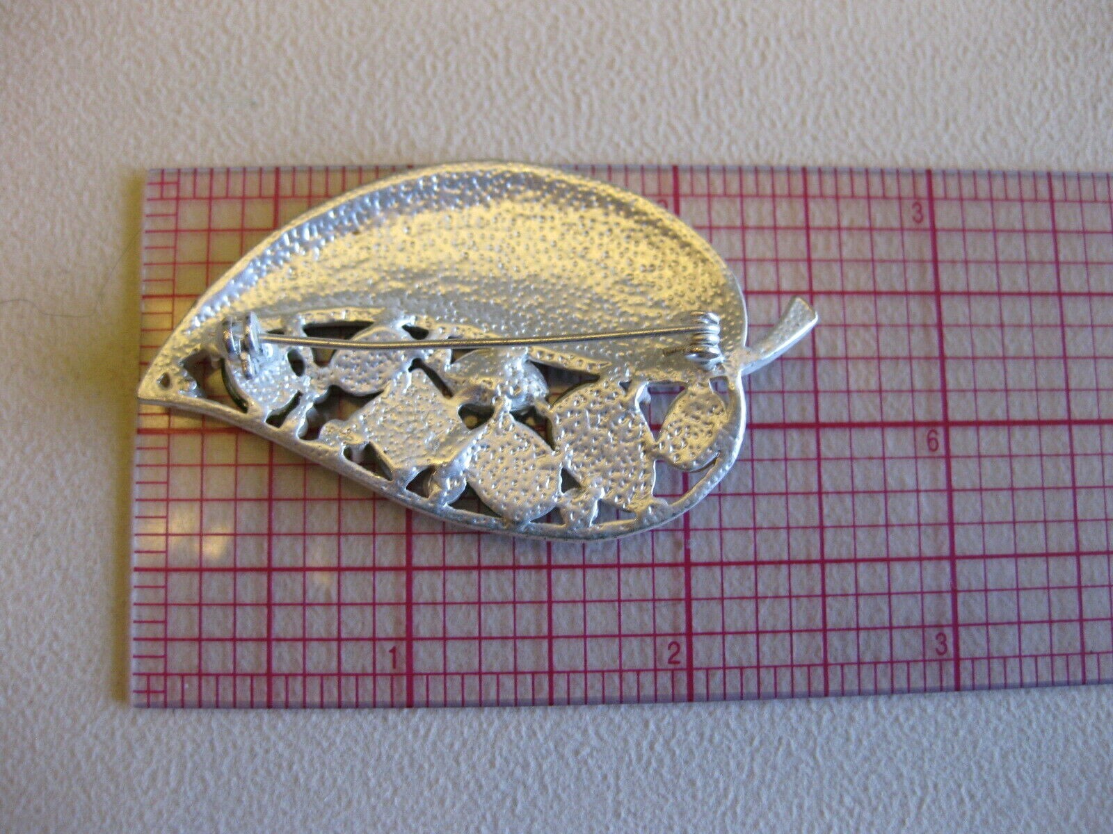 Exceptionally Nice Leaf Pin Brooch / Guilloche En… - image 4