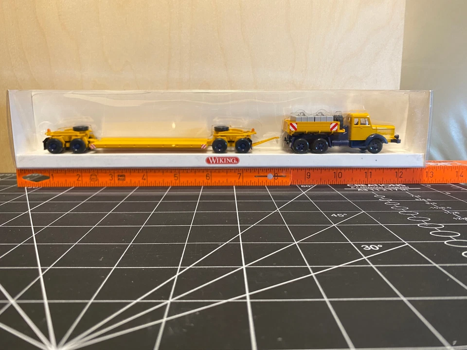 Tractor y remolque de transporte pesado WIKING 8514048 Krupp - 1:87/HO Foto 4 de 4