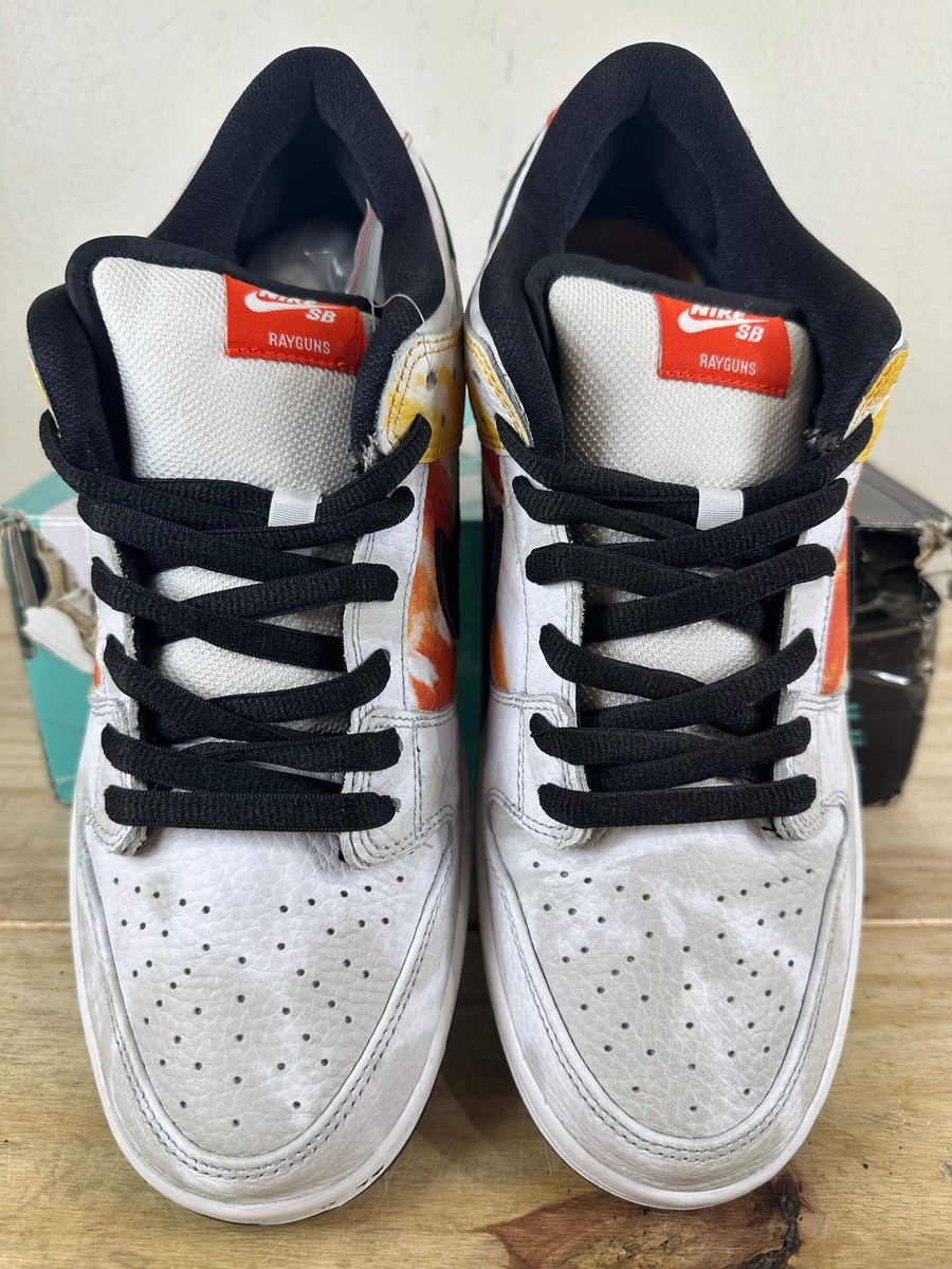 ナイキ SB ダンク ロー ロズウェル レイガン タイダイ ホワイト Nike SB Dunk Low Pro QS 