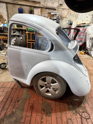 Classic VW Beetle Rear Cut Seat with Towing Hook Camper Trailer Show not Golf - Picture 1 of 13