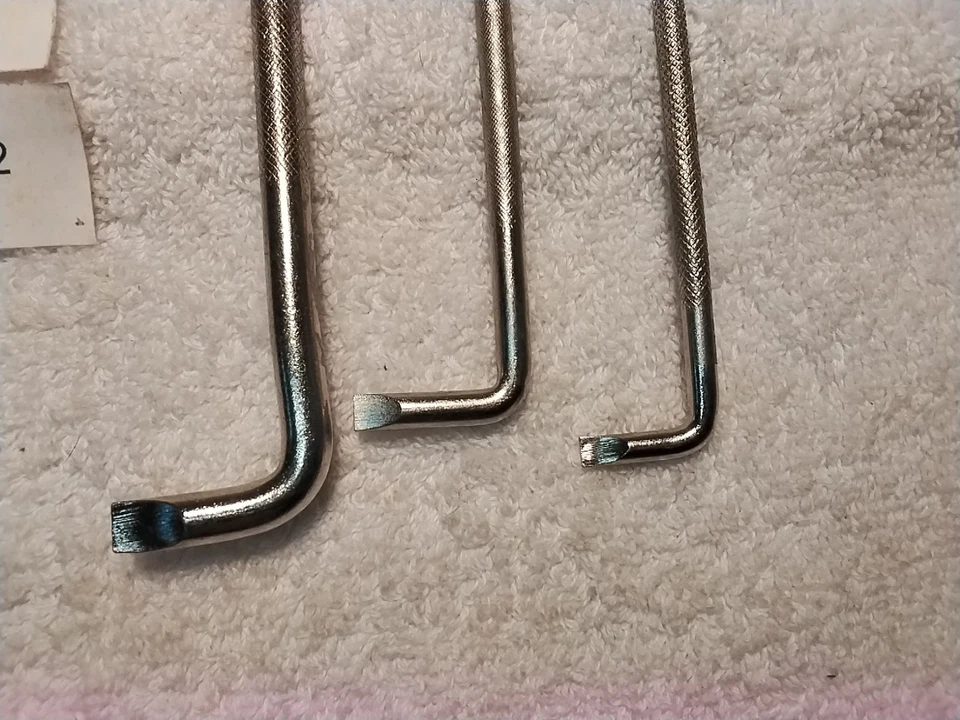 3pc OFFSET SCREWDRIVER SET - Image 4 of 4