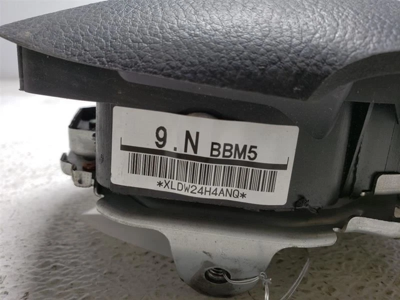2010-2013 Mazda 3 Driver Air Bag Driver Wheel OEM BBM557K0002 - Image 4 of 4