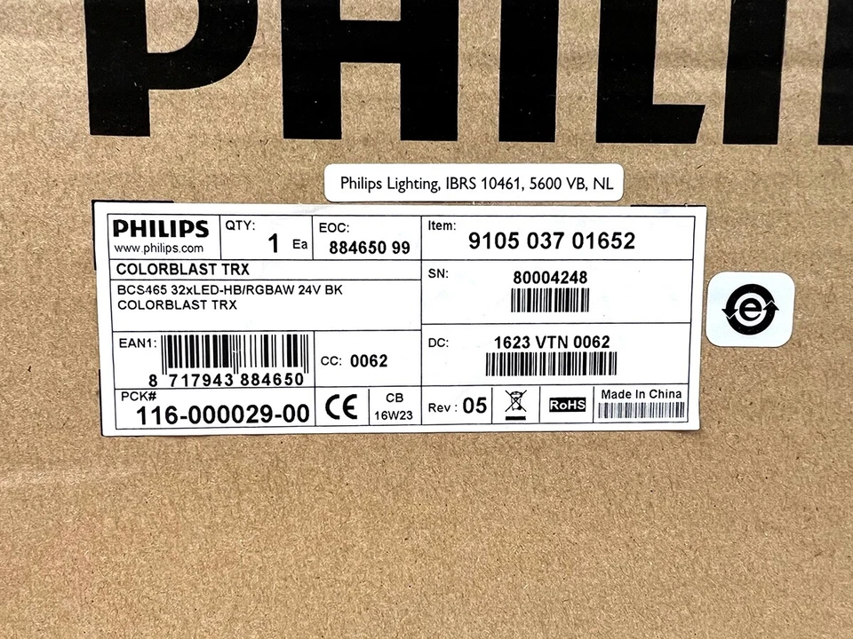 NEW! Philips ColorBlast TRX RGBAW LED Wash/Flood/Spotlight Fixture Open Box - Image 3 of 4