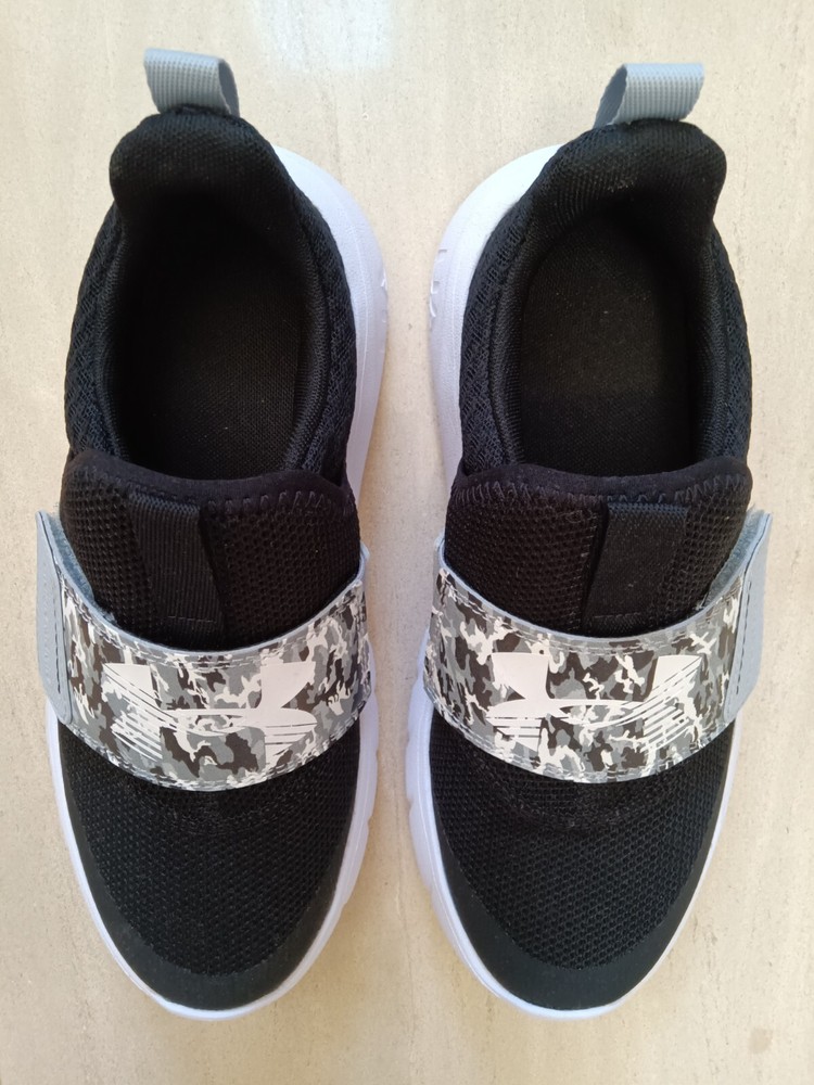 Under Armour Boys' Flash Print Running Shoes