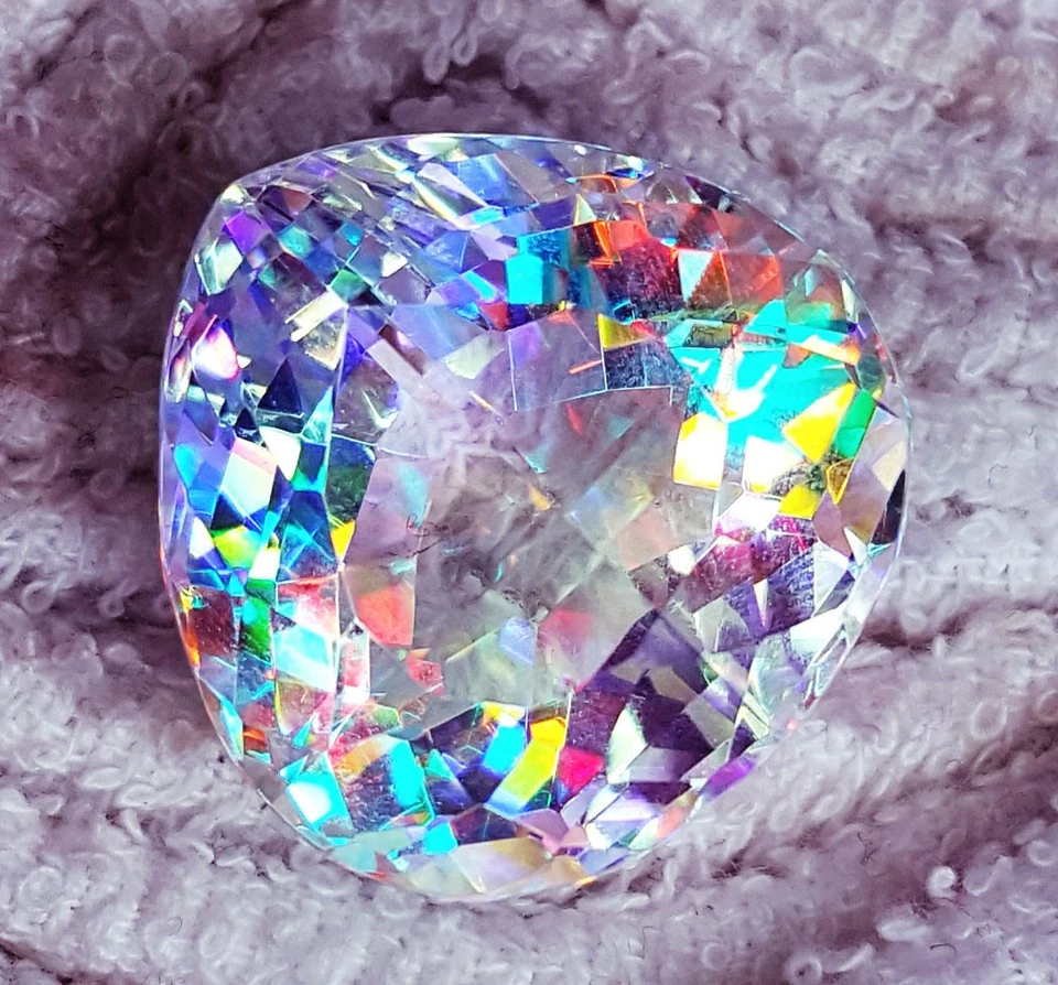 Certified 40To 45 Ct Mystic Quartz In Rainbow Color Pear Cut Loose Gemstone - Image 2 of 4