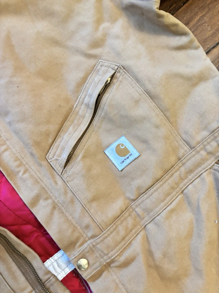 Mono aislante Carhartt Duck rojo acolchado cuello pana XXL de colección años 80 Foto 4 de 4