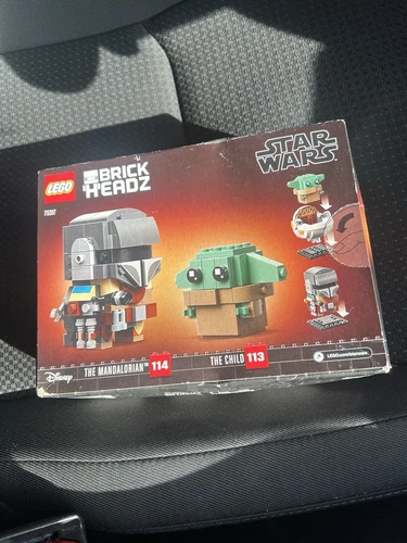 LEGO Star Wars Brick Head: The Mandalorian & the Child (75317) 113-114