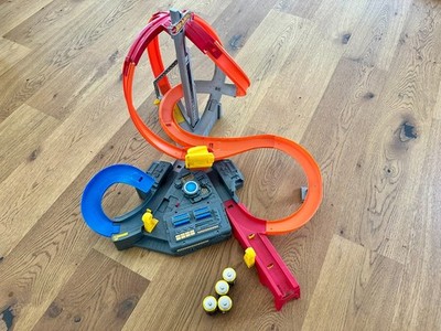 Hot Wheels Spin Storm Mega Crash Superbahn - CDL45