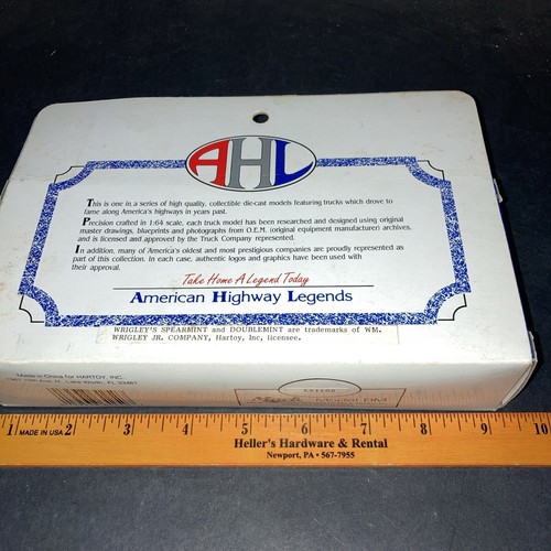 Hartoy AHL 1:64 Mack Model BM Tractor Trailer Wrigley’s Gum - Picture 7 of 7