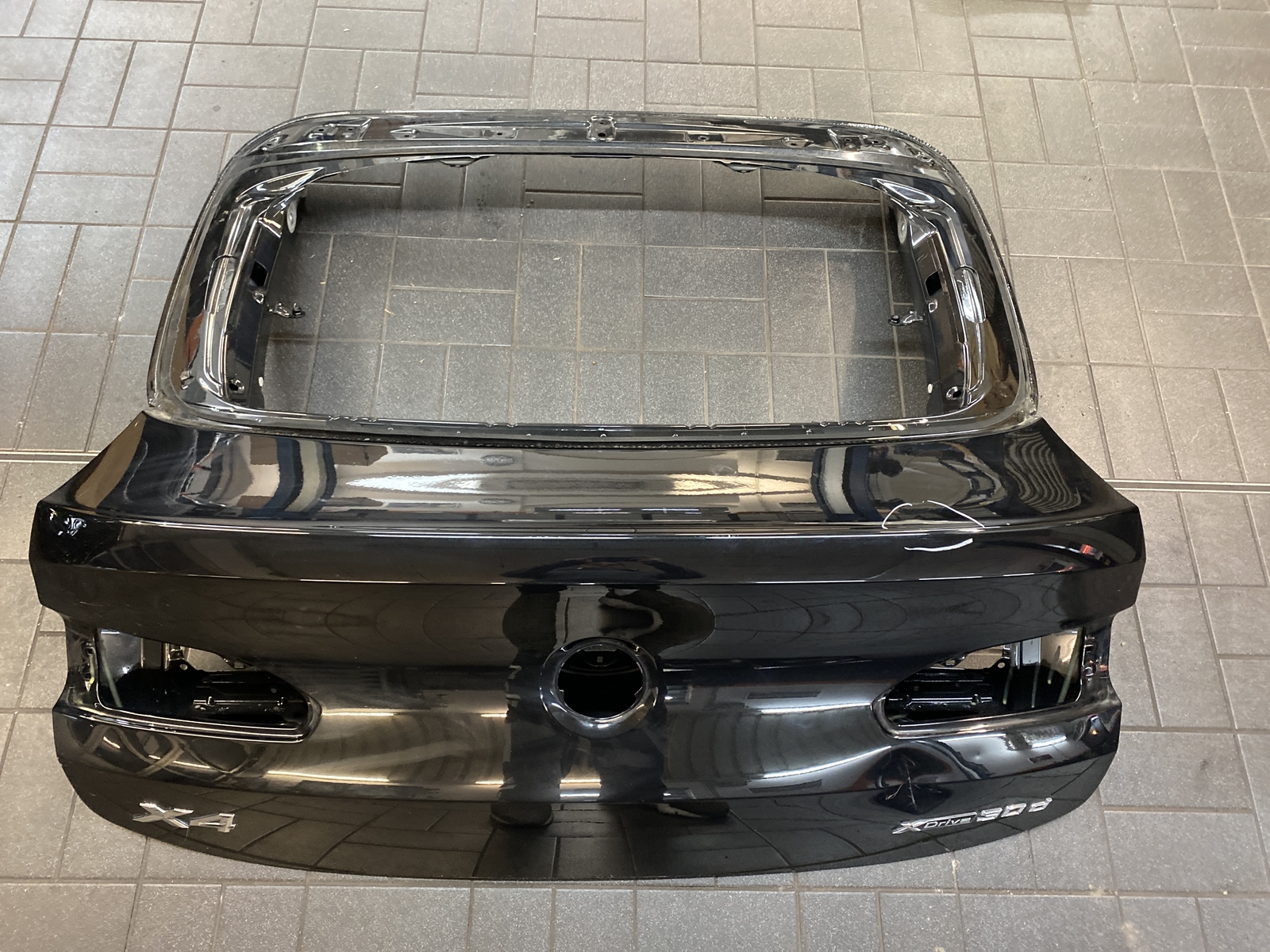 BMW Trunk Lid Rear Window 7339422 X4 F26 018488 online kaufen | eBay