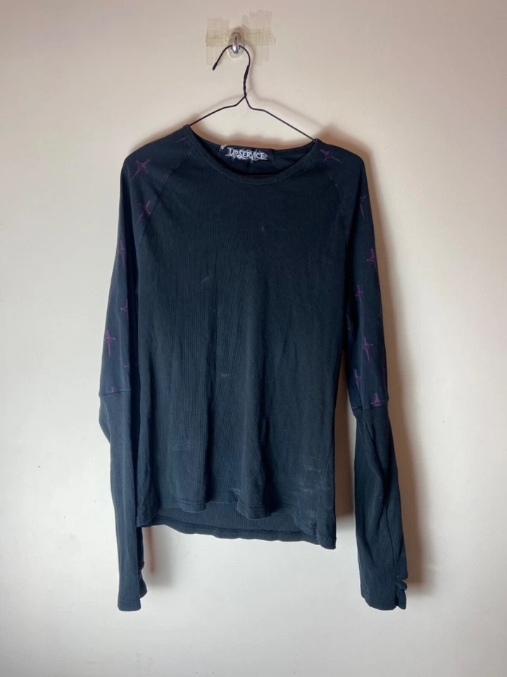 Manga Larga Lip Service Estampado Cruces Talla L Foto 3 de 4