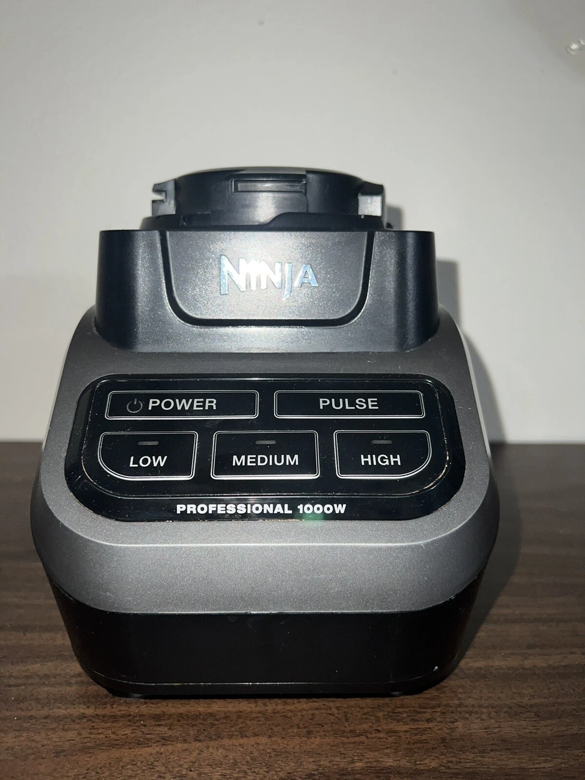 Ninja Blender Professional 1000 Watts Model: CO610B Base Only