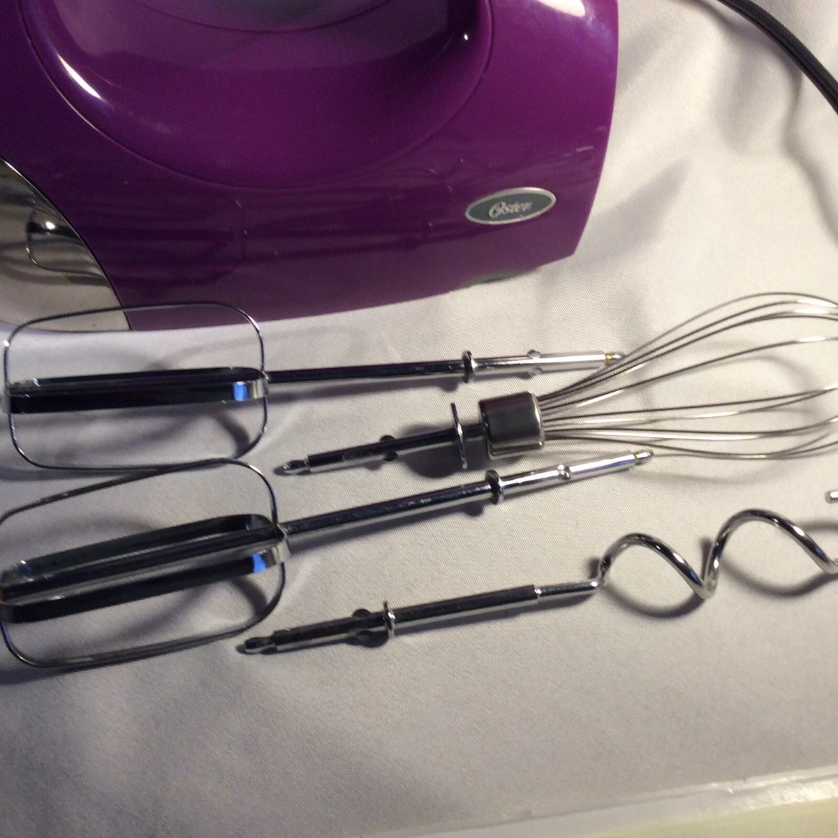 Hand held mixer online with retractable cord