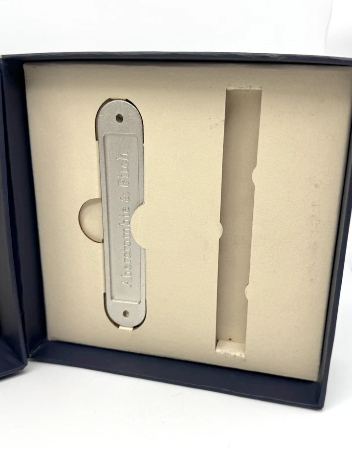 De colección Abercrombie Fitch Woods RARO Descontinuado Nuevo 1.7 OZ Colonia Juego de Regalo Foto 2 de 4