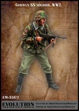 Evolution 35172 1/35 WWII German SS Soldier
