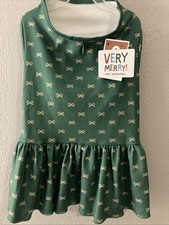    Pet Clothing MED  Very Merry  Dog Or Cat Dress Christmas apparel NWT