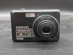 Samsung Digital Camera ES63 12.2MP Black Tested