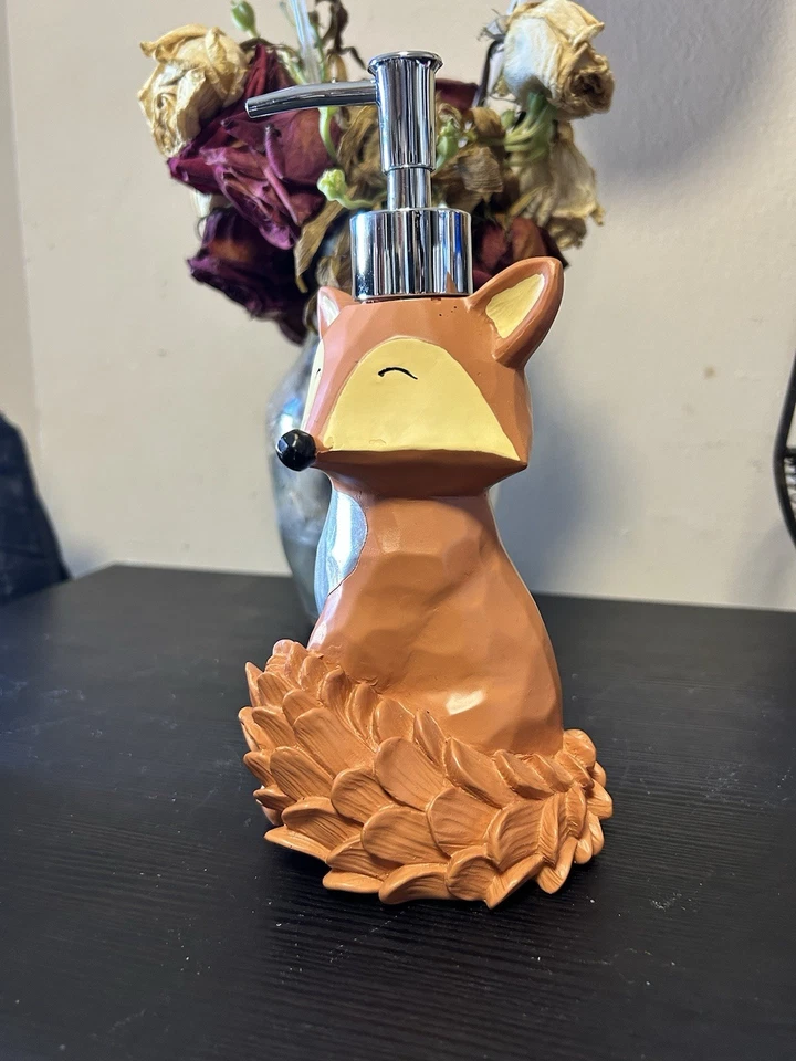 Adorable dispensador de bomba de jabón Autumn Fox nuevo sin etiquetas Foto 2 de 3