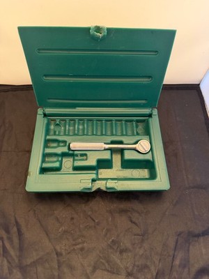 Xcelite 1/4'' Ratchet and Hard Case