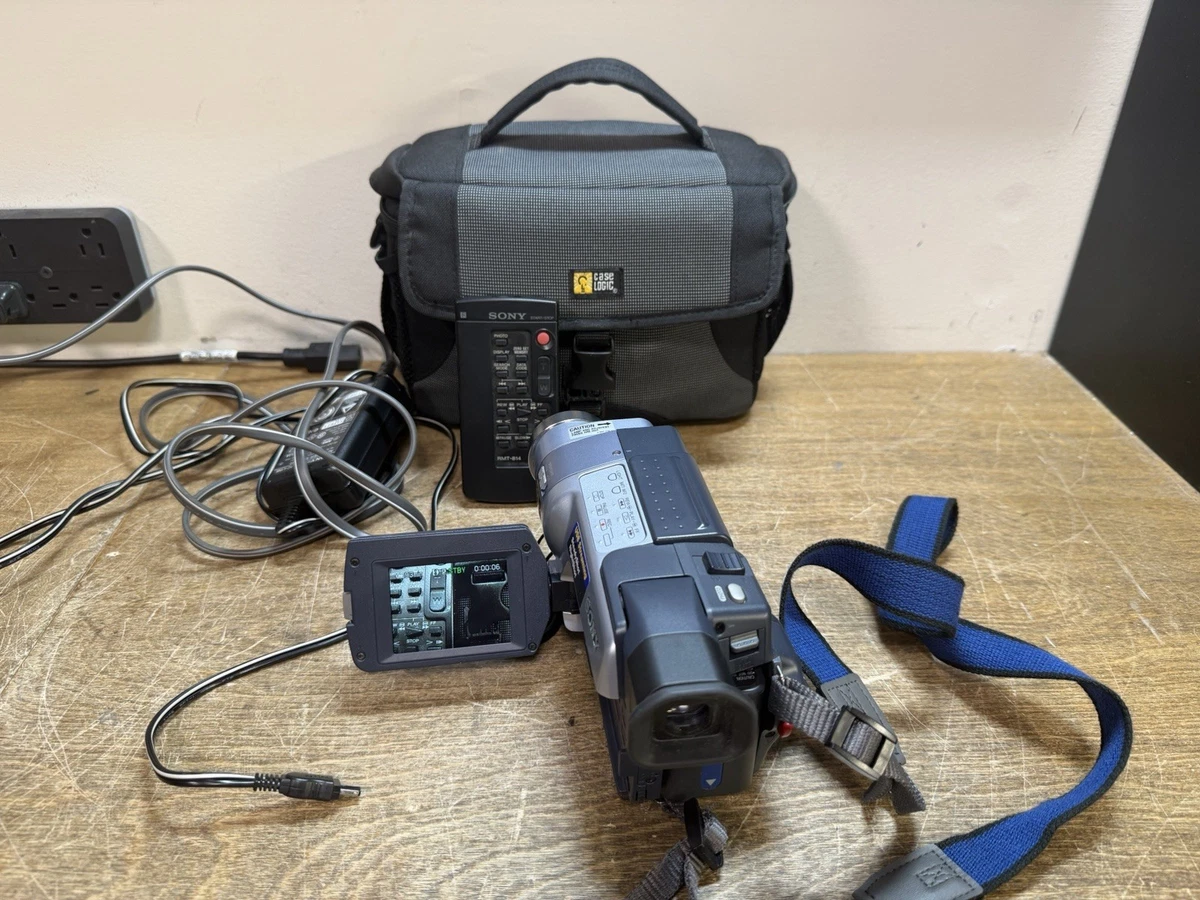 Preços baixos em Câmeras de vídeo digital 8 Sony Handycam 700x