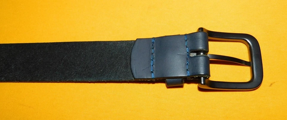 CINTURÓN HOMBRE TIMBERLAND HECHO EN EE. UU. GRIS CUERO GENUINO TALLA 38/95 cm.. Foto 3 de 4