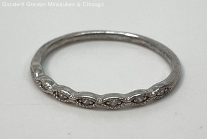 925 Sterling CZ Accent Ribbed Band Ring 0.9g