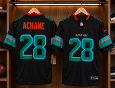 Miami Dolphins Collecting and Fan Guide 22