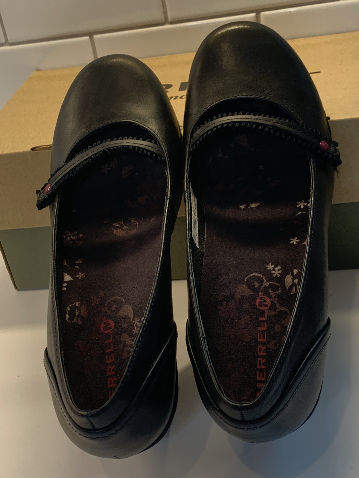 Merrell Women’s 8 Petunia Wedge Heel Shoe Black Mary Janes, Cushion