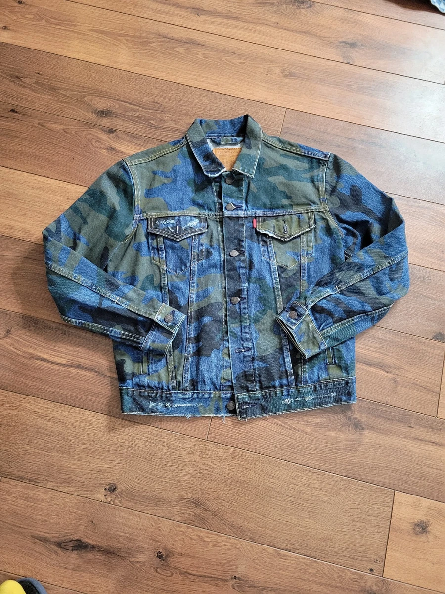 LEVIS Premium Camo Trucker Jean Jacket Denim Blue Green Mens