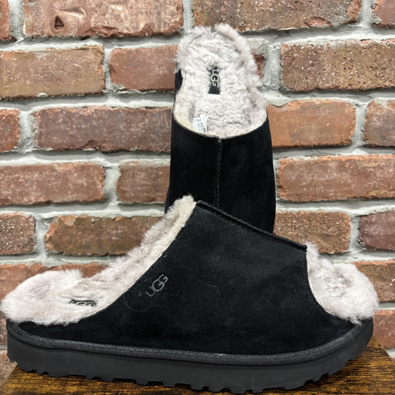 UGG BLACK CLASSIC SHEEPSKIN GREENPORT SLIDE SLIPPERS SHOES WOMEN SIZE US 10