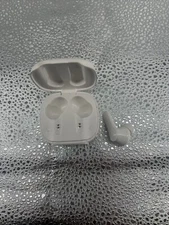 Bytech BY-AU-BE-156-AC Left Ear Bud And Charging Port