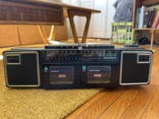 Magnavox D8087 Stereo Radio Cassette Boombox Works Great With Dubbing