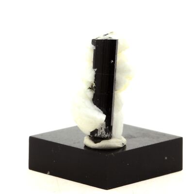 stones And Minerals. Tourmaline Schorl. 32.5 Ct. Shigar Valley, Skardu District
