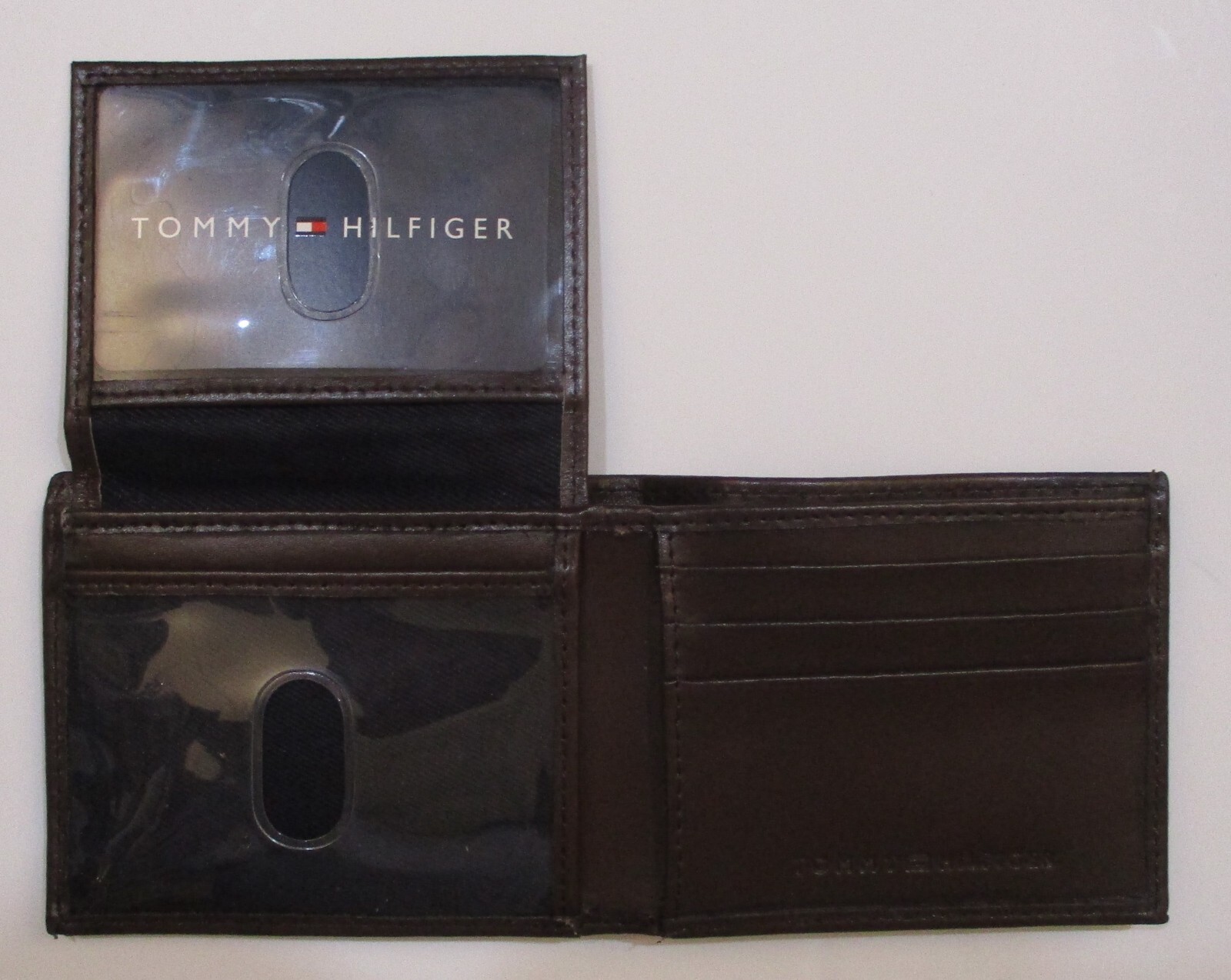 AUTHENTIC TOMMY HILFIGER MENS  BROWN LEATHER PASSCASE BIFOLD WALLET IN GIFT BOX image 6