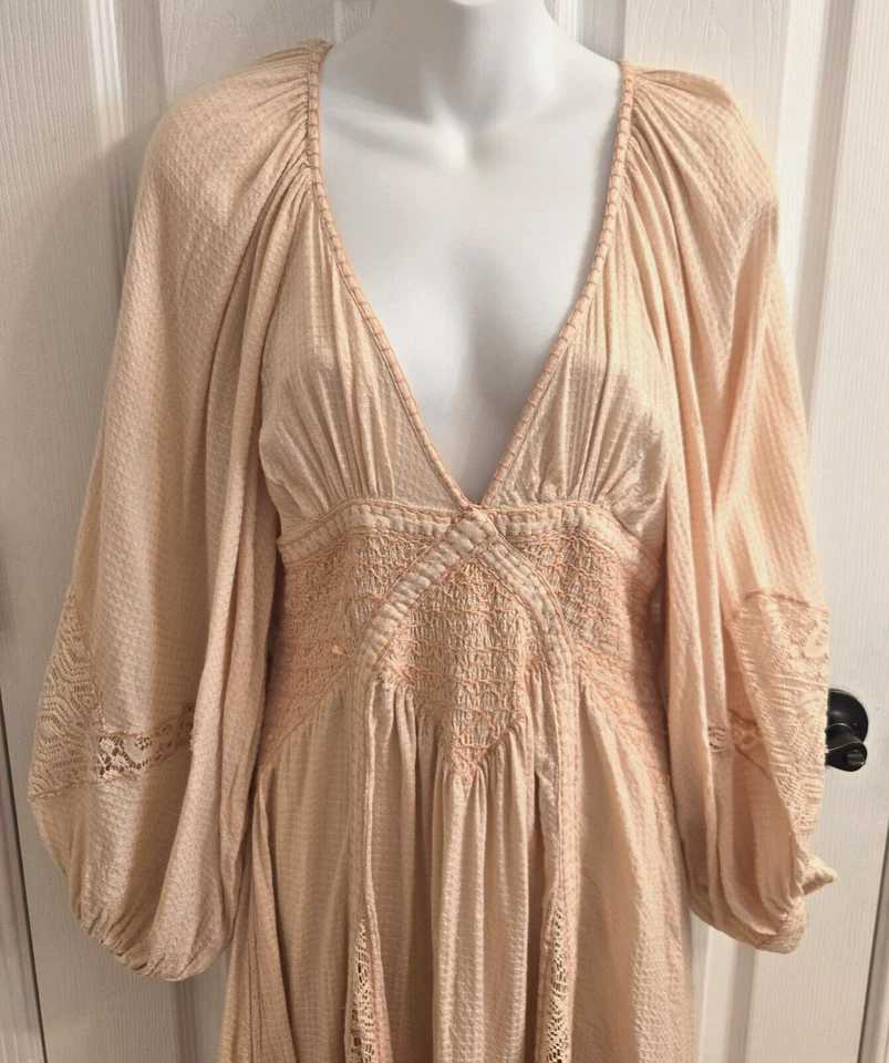 Maxi Vestido FREE PEOPLE Southwest Talla S Encaje Corte Bajo Cuello en V Gasa Rubor Melocotón Foto 2 de 4